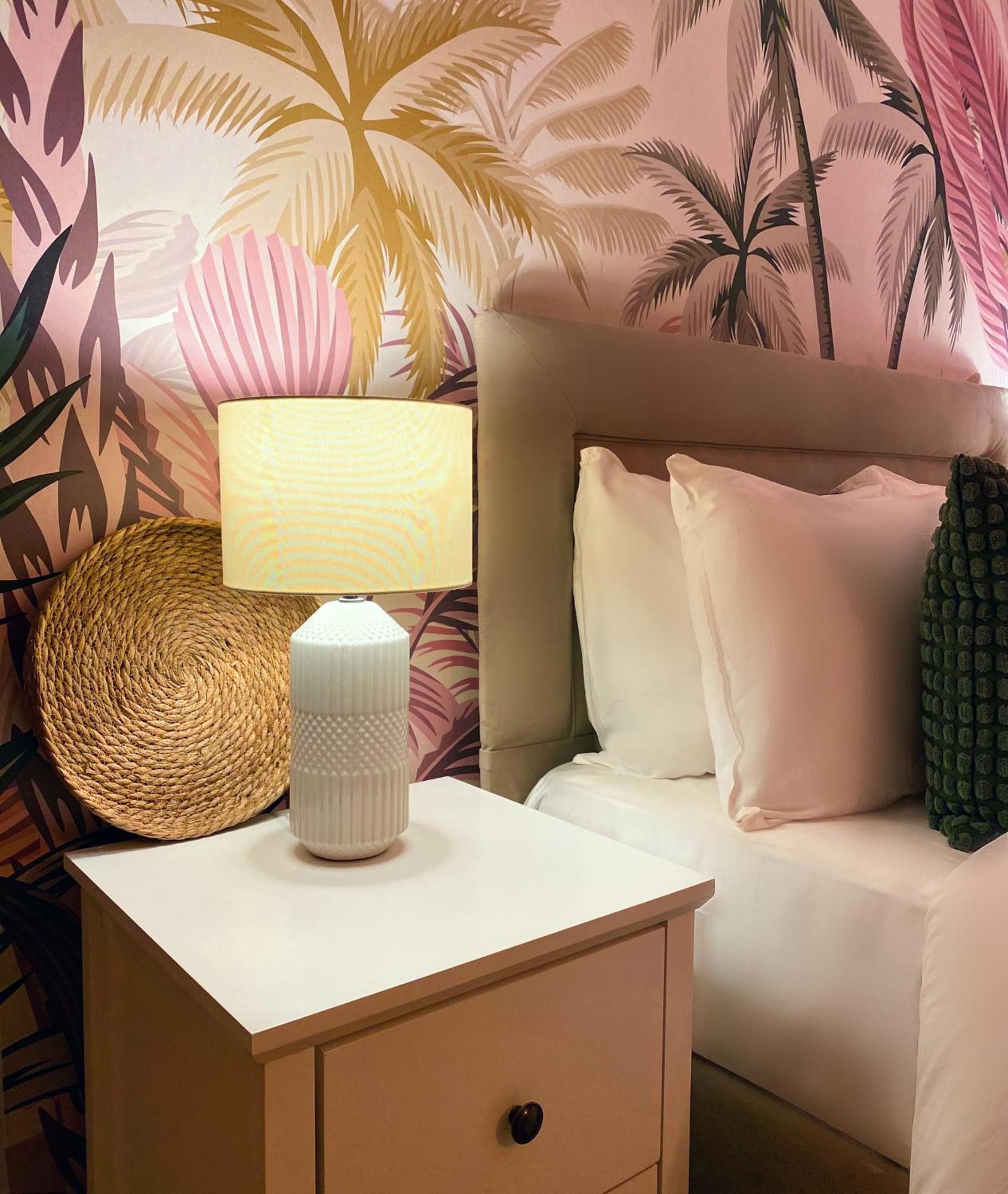 Blush Jungle - Homestay Dublin Dış mekan fotoğraf